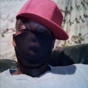 Meet your Posher, Leslie